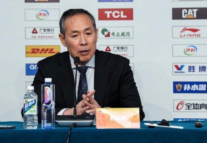 元游棋牌app下载-许利民发布会怒怼队员:吊儿郎当没责任感 输的是人输的是北京形象